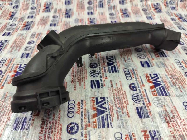 03F145673B | VW Golf Turbo Borusu VAG