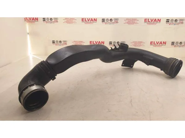 3C0145834P | VW Passat İntercooler Hortumu VAG
