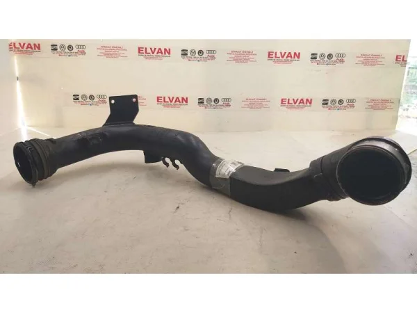 8E0145840 | İntercooler Hortumu | Audi A4, A6 - Skoda Superb VAG