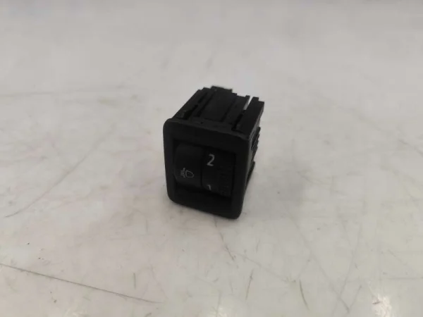 6F9941333 | Seat Arona Far Kumanda Düğmesi VAG
