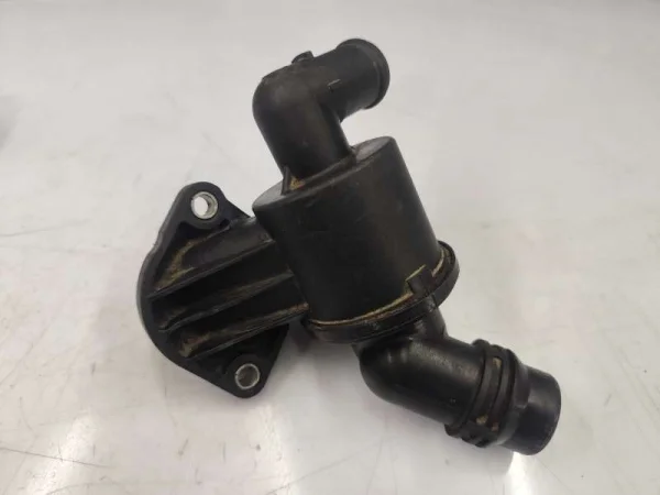 03L121111AD | Komple Termostat | Audi A4, A5, A6, Q5 VAG