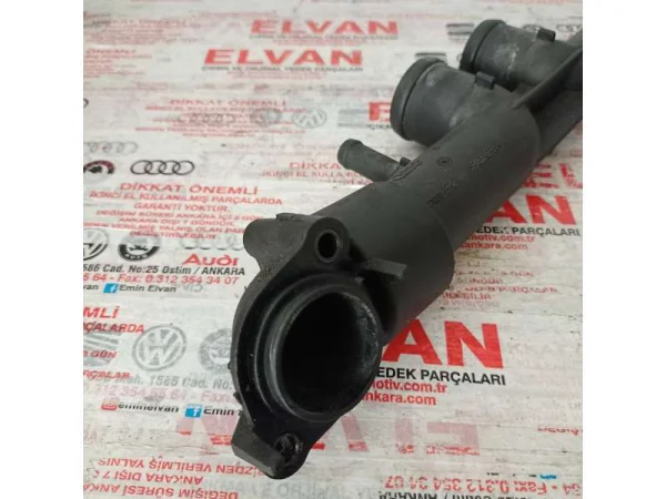 071121133 | Termostat Gövdesi | VW Golf, Jetta, Passat - Seat Leon VAG