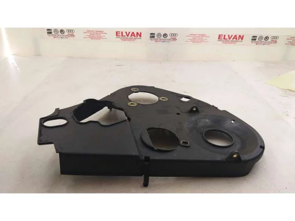038109145C | Audi A3 Eksantrik Mili Yatak Kapağı VAG