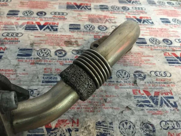 038131521BE | VW Transporter EGR Borusu VAG