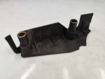 038103079A | Motor Üst Kapak Trim Braketi | VW Passat - Audi A4, A6 - Skoda Superb - 3
