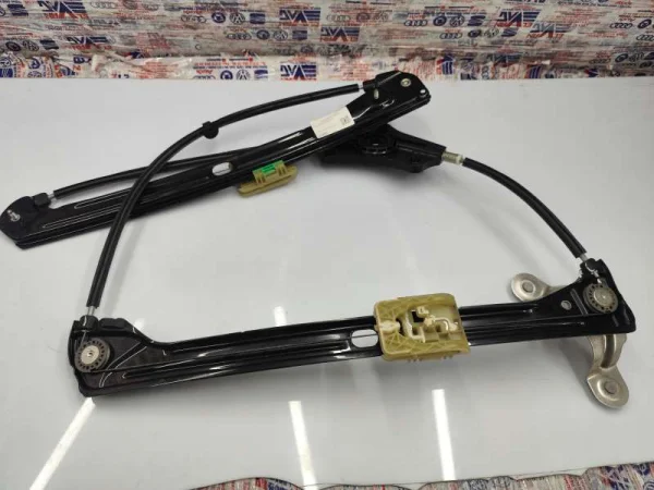 5G4837461G | VW Golf Sol Ön Cam Otomatiği VAG