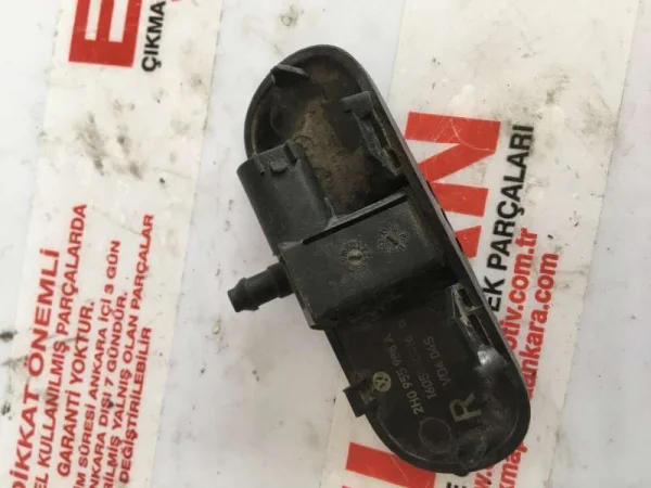 2H0955988A | VW Amarok Ön Sağ Silecek Su Fıskiyesi VAG