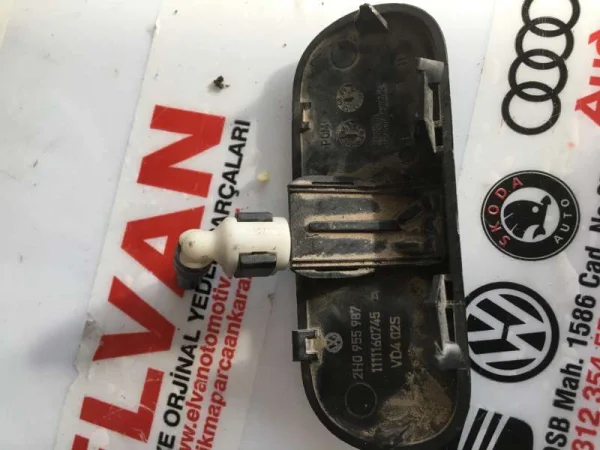 2H0955987 | VW Amarok Ön Cam Su Fıskiye Memesi VAG